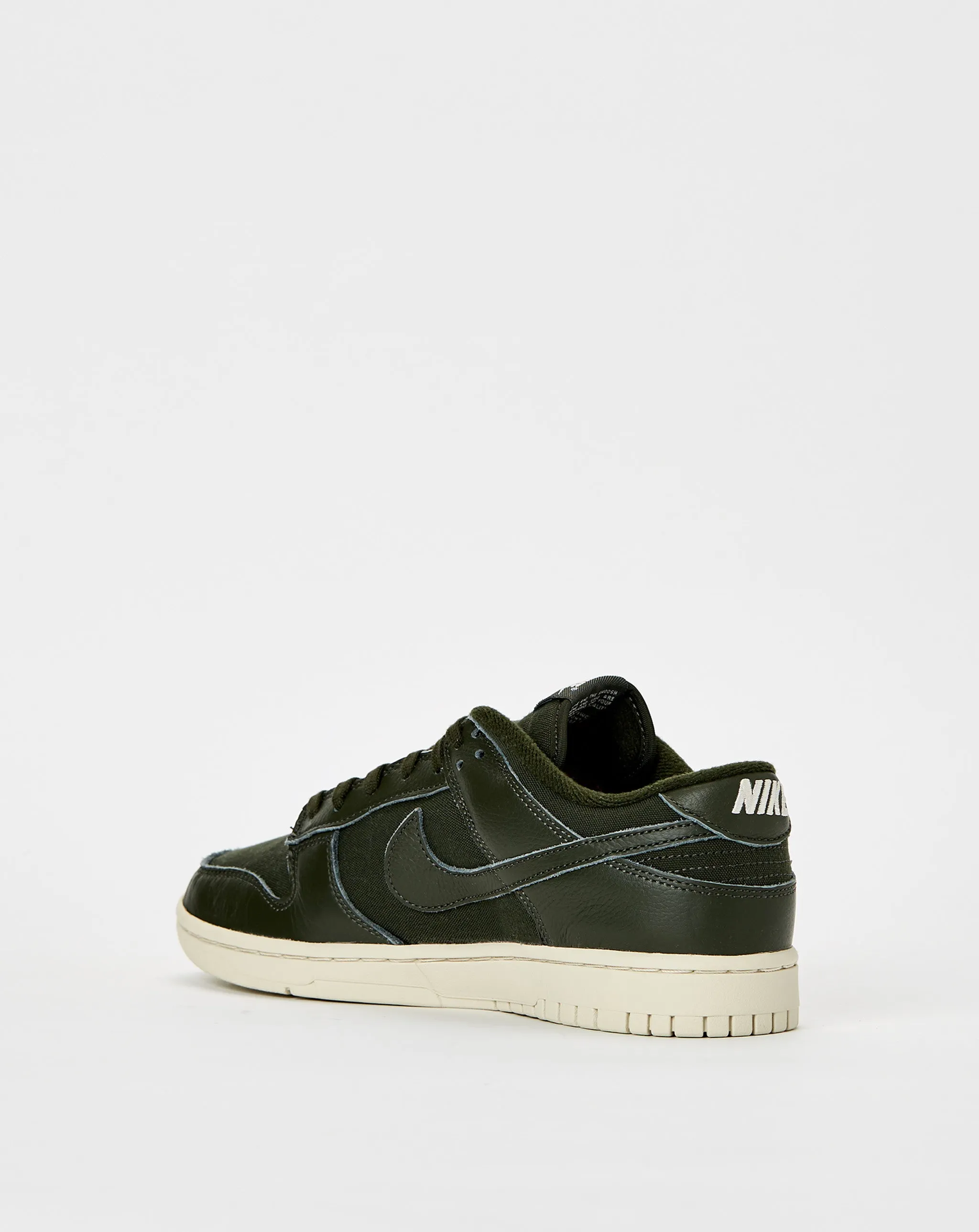 Dunk Low Retro Premium