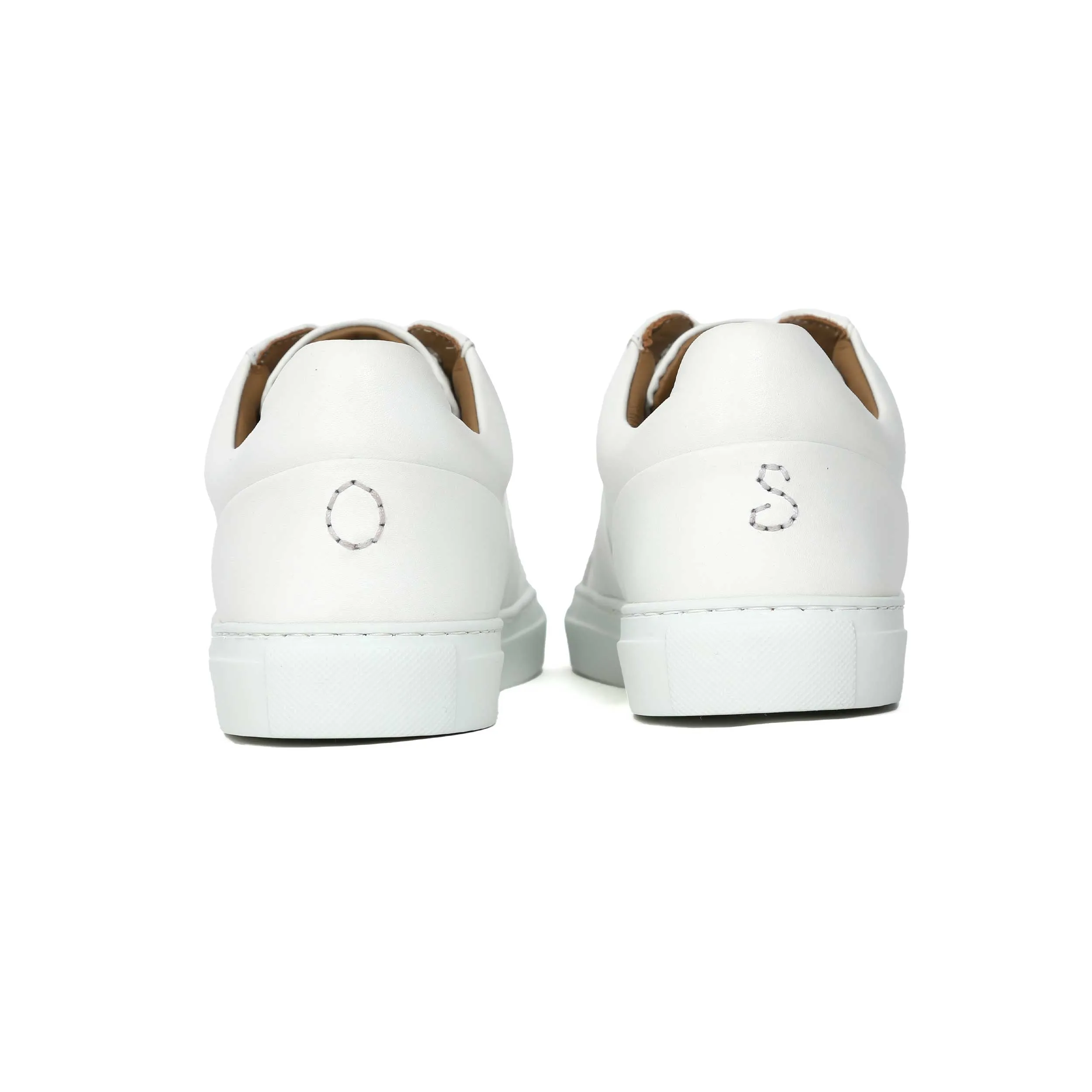 Oliver Sweeney Kendal Trainer in White