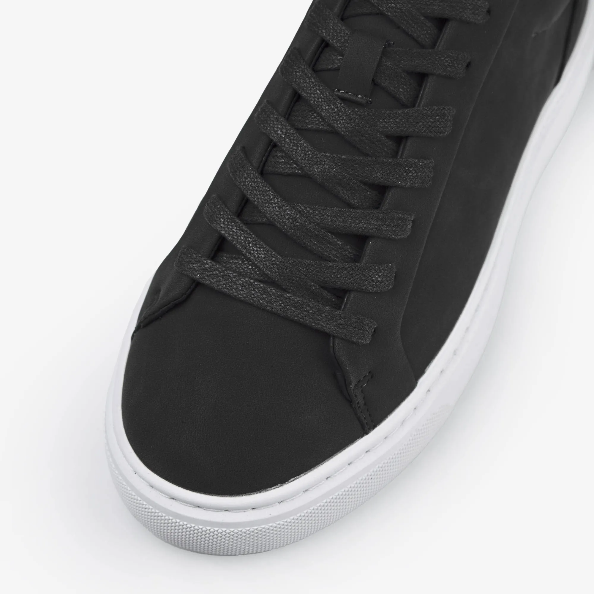 Premium Classic Trainer | Black White