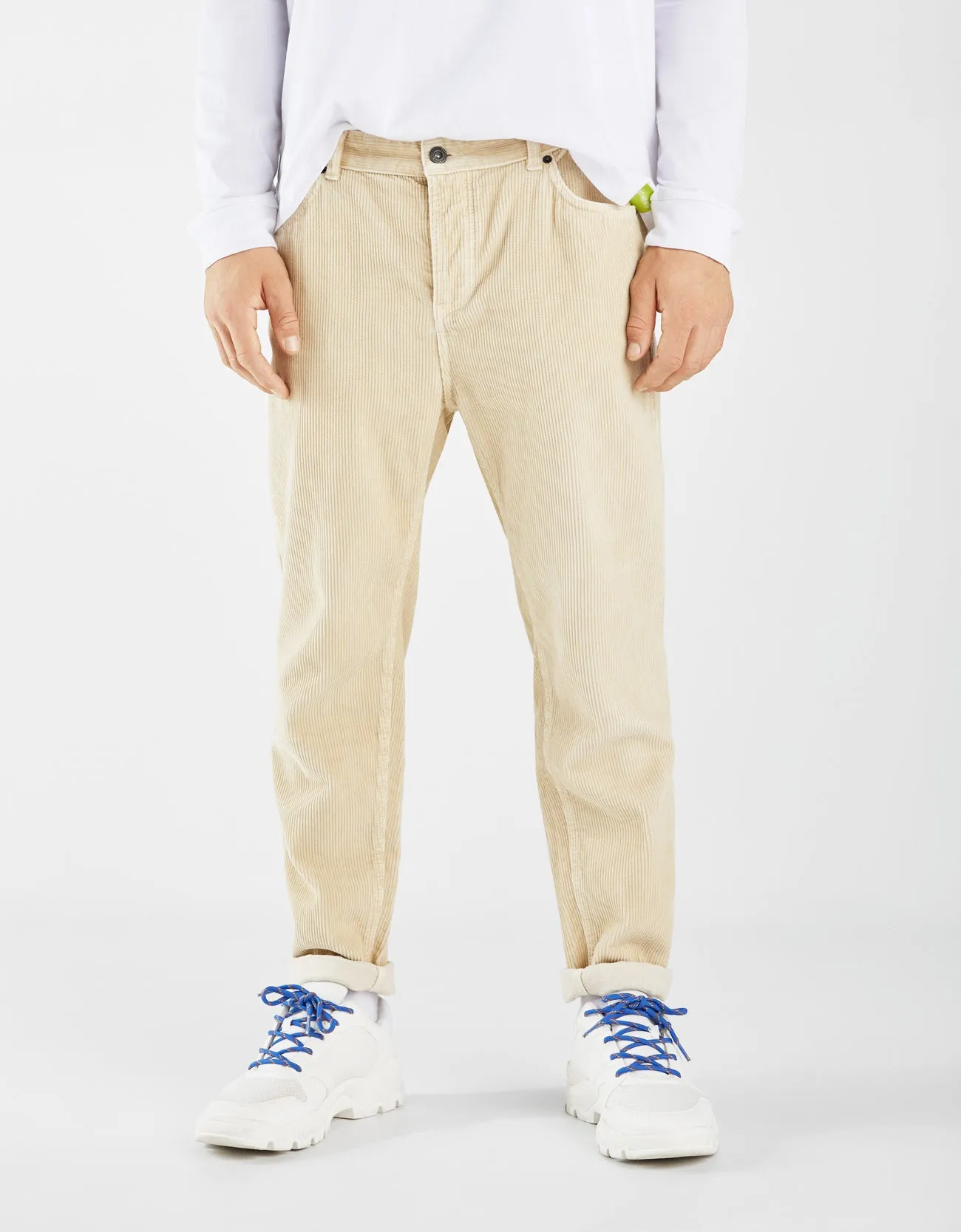 Slim fit corduroy carrot trousers