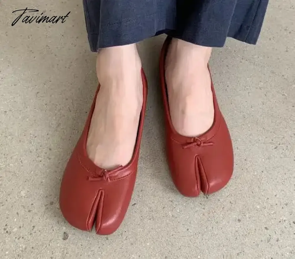 Tavimart NEW Woman Microfiber Leather Comfy Flats Split Toe Slippers Soft Bottom Loafers Brief Ladies Moccasins Tabi Ninja Shoes 5 colors