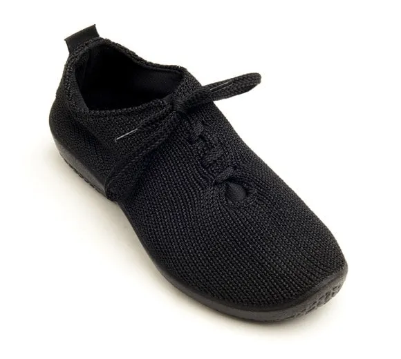 Tie Knit Shoe