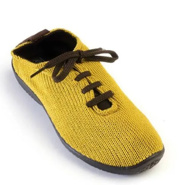 Tie Knit Shoe