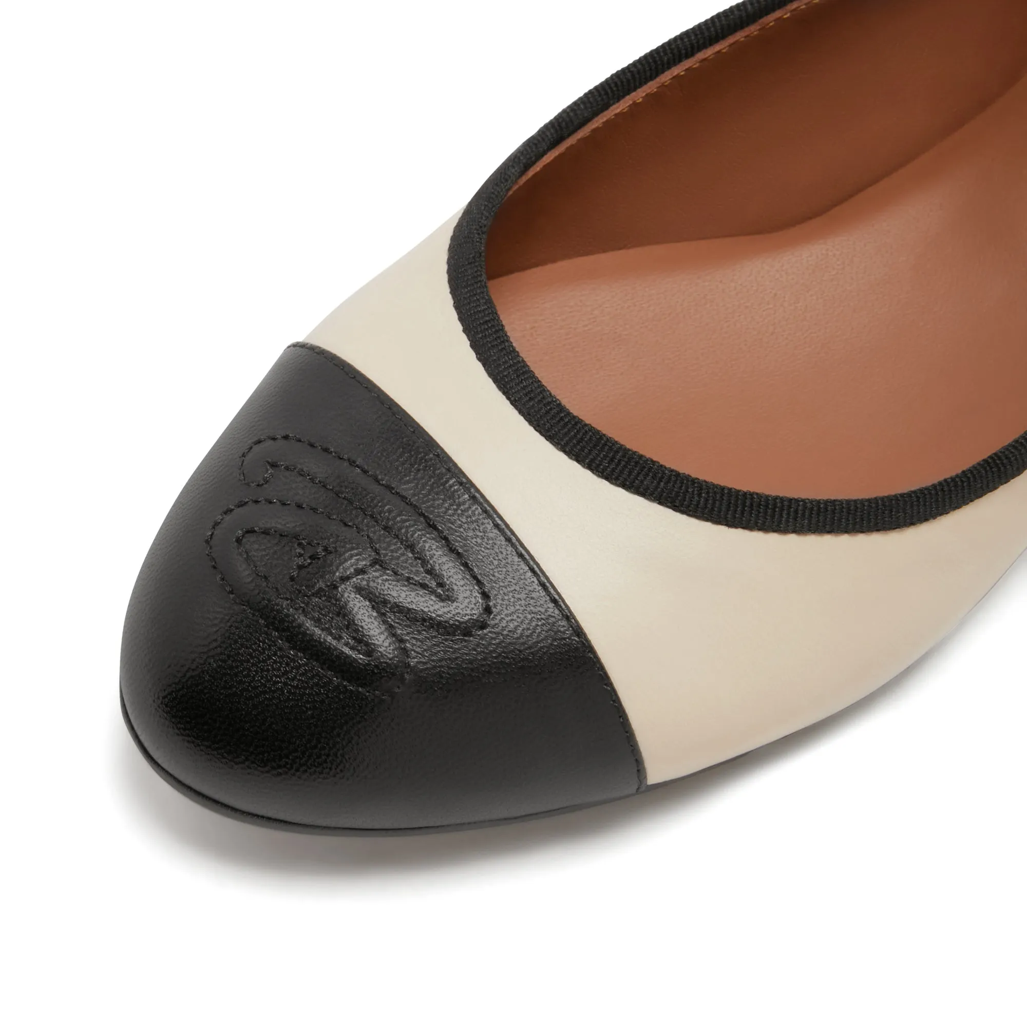 Vendôme Ynes cream calfskin leather ballerinas