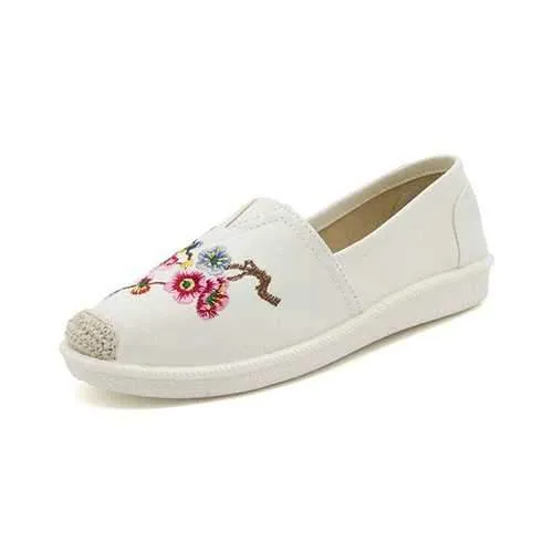 Women EmbroideryCasual Soft Sole Flat Loafers